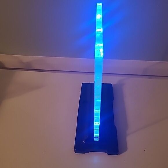 Battery Operated Love Sign - Picture 3 of 8